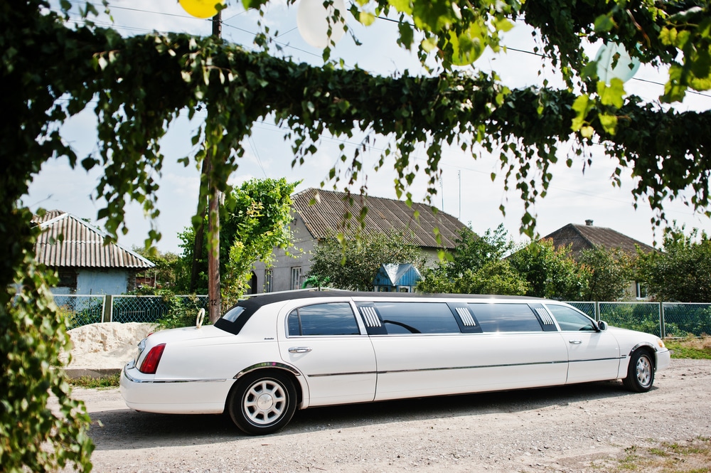 Limousine Lincoln blanche Lucky-Vip